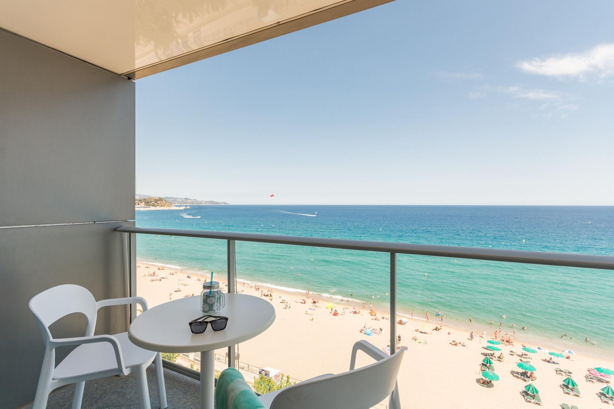 Pierre & Vacances Blanes Playa Exterior foto